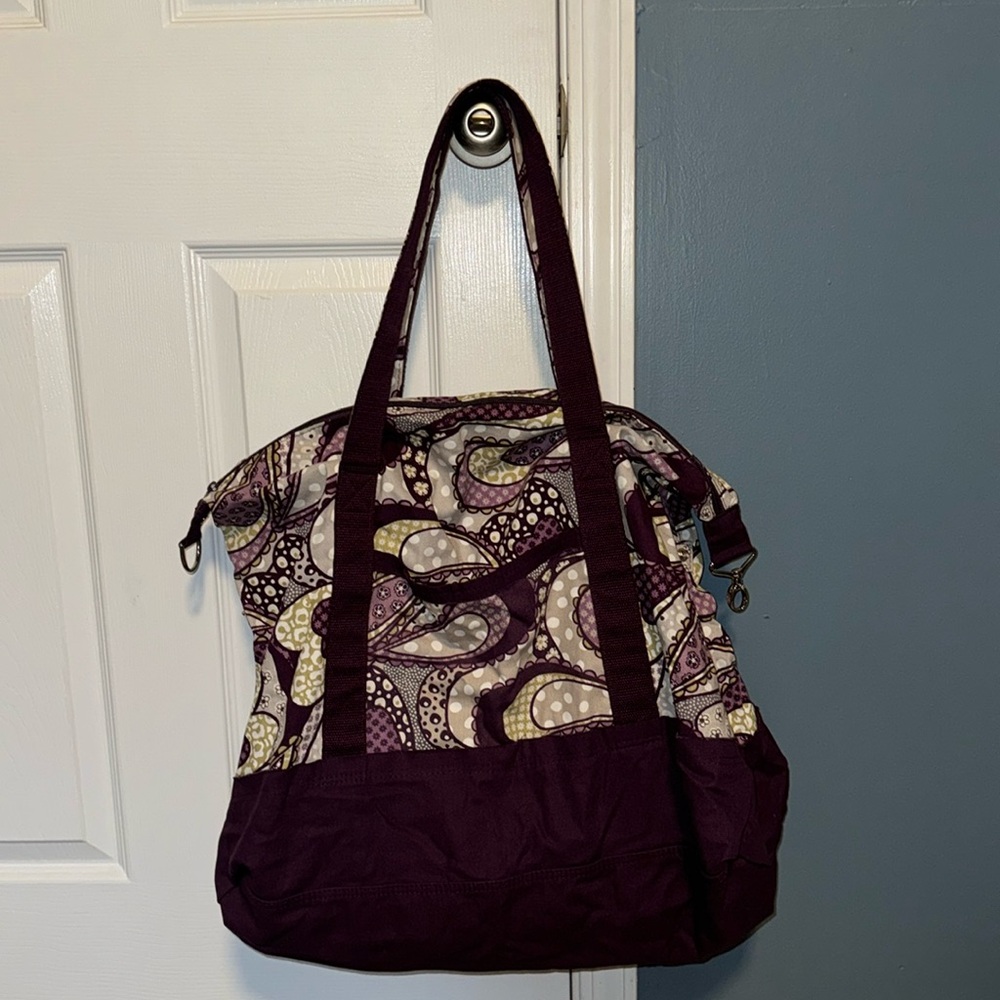 Thirty-One Retro Metro Weekender in Patchwork Paisley